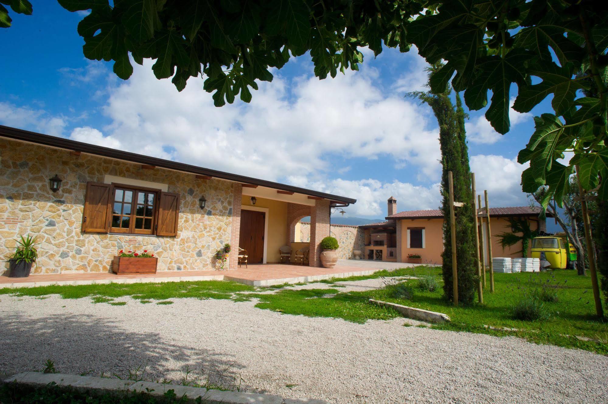 Azienda Agrituristica Vivi Natura Pompei Exterior photo