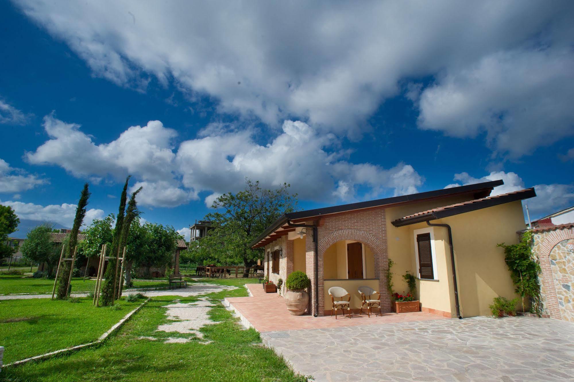 Azienda Agrituristica Vivi Natura Pompei Exterior photo